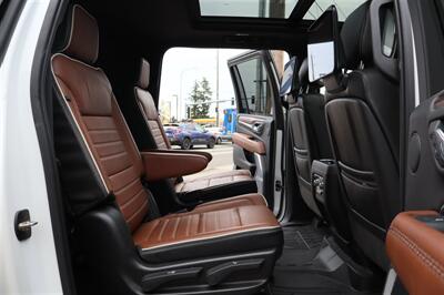 2023 GMC Yukon Denali Ultimate XL 8 PASSANGER LOADED - Photo 28 - Gresham, OR 97030