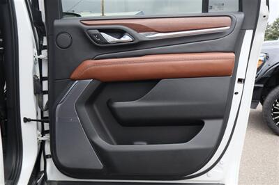 2023 GMC Yukon Denali Ultimate XL 8 PASSANGER LOADED - Photo 29 - Gresham, OR 97030