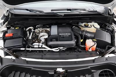 2023 GMC Yukon Denali Ultimate XL 8 PASSANGER LOADED - Photo 10 - Gresham, OR 97030
