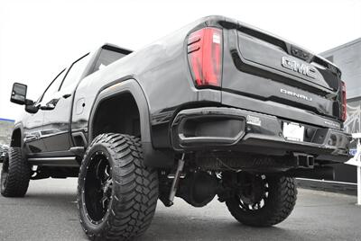 2024 GMC Sierra 3500 Denali Ultimate  LIFTED DIESEL TRUCK 4X4 LOADED - Photo 4 - Gresham, OR 97030