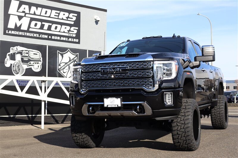 2023 GMC Sierra 3500 Denali  LIFTED DIESEL TRUCK 4X4 LOADED - Photo 1 - Gresham, OR 97030