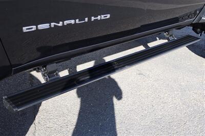 2023 GMC Sierra 3500 Denali  LIFTED DIESEL TRUCK 4X4 LOADED - Photo 13 - Gresham, OR 97030