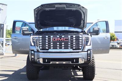 2025 GMC Sierra 3500 Denali  LIFTED DIESEL TRUCK 4X4 LOADED - Photo 45 - Gresham, OR 97030
