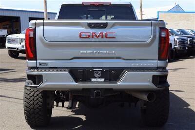 2025 GMC Sierra 3500 Denali  LIFTED DIESEL TRUCK 4X4 LOADED - Photo 4 - Gresham, OR 97030
