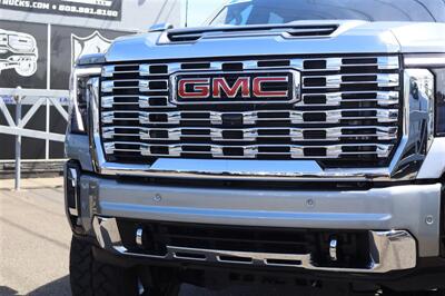 2025 GMC Sierra 3500 Denali  LIFTED DIESEL TRUCK 4X4 LOADED - Photo 9 - Gresham, OR 97030