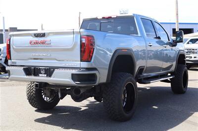 2025 GMC Sierra 3500 Denali  LIFTED DIESEL TRUCK 4X4 LOADED - Photo 5 - Gresham, OR 97030