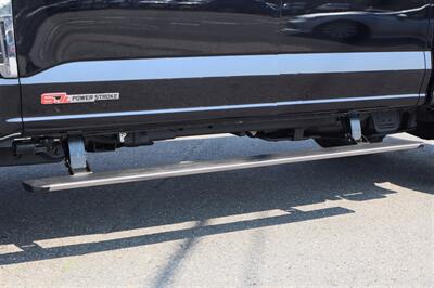 2024 Ford F-350 Platinum TREMOR LVLED 6.7L DIESEL LOADED - Photo 14 - Gresham, OR 97030