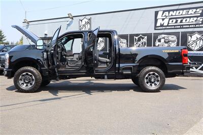 2024 Ford F-350 Platinum TREMOR LVLED 6.7L DIESEL LOADED - Photo 37 - Gresham, OR 97030
