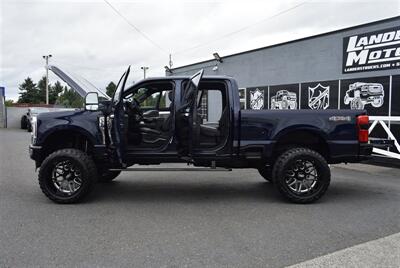 2024 Ford F-350 Platinum  LIFTED DIESEL 24 " RIMS 38 " TIRES LOADED - Photo 35 - Gresham, OR 97030