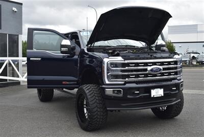 2024 Ford F-350 Platinum  LIFTED DIESEL 24 " RIMS 38 " TIRES LOADED - Photo 40 - Gresham, OR 97030