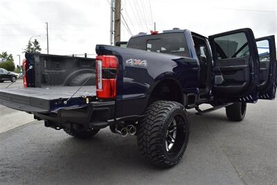 2024 Ford F-350 Platinum  LIFTED DIESEL 24 " RIMS 38 " TIRES LOADED - Photo 38 - Gresham, OR 97030