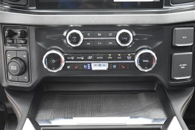 2024 Ford F-350 Platinum  LIFTED DIESEL 24 " RIMS 38 " TIRES LOADED - Photo 22 - Gresham, OR 97030
