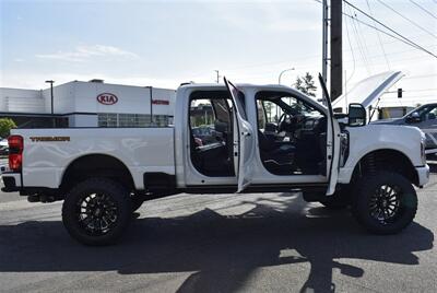 2024 Ford F-350 Platinum  LIFTED DIESEL TRUCK 4X4 LOADED - Photo 37 - Gresham, OR 97030
