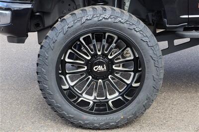 2026 Ford F-350 F-350 HI OUTPUT TREMOR  LIFTED DIESEL TRUCK 4X4 LOADED - Photo 13 - Gresham, OR 97030