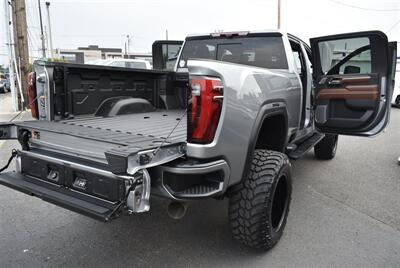 2024 GMC Sierra 3500 Denali Ultimate  LIFTED DIESEL TRUCK 4X4 LOADED - Photo 31 - Gresham, OR 97030