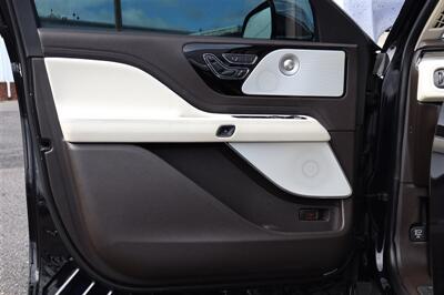 2020 Lincoln Aviator Black Label ALL WHEEL DRIVE BLACK ON WHITE 3.0 V6 - Photo 12 - Gresham, OR 97030