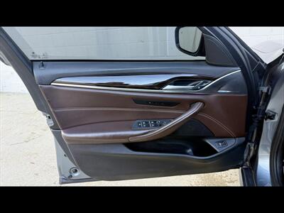 2019 BMW 540i xDrive - Photo 8 - Dedham, MA 02026