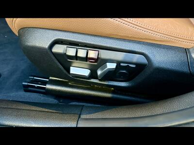 2017 BMW 330i xDrive   - Photo 14 - Dedham, MA 02026