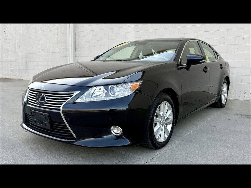 2015 Lexus ES300h Premium  