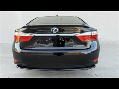 2015 Lexus ES300h Premium   - Photo 6 - Dedham, MA 02026
