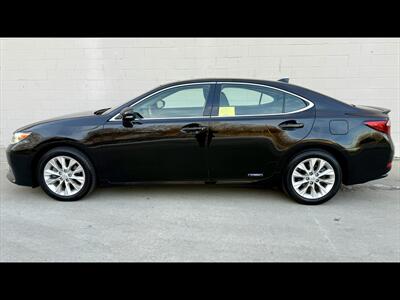 2015 Lexus ES300h Premium   - Photo 8 - Dedham, MA 02026