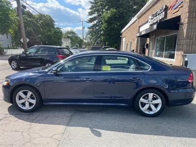 2013 Volkswagen Passat SE PZEV  w/Navi & Sunroof - Photo 8 - Dedham, MA 02026