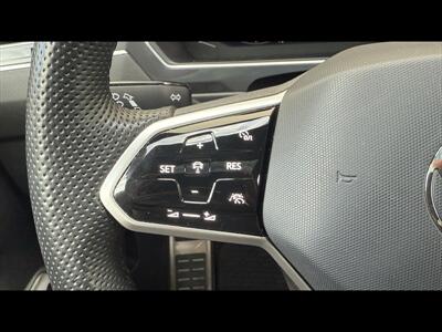 2022 Volkswagen Tiguan SEL R-Line 4Motion - Photo 16 - Dedham, MA 02026