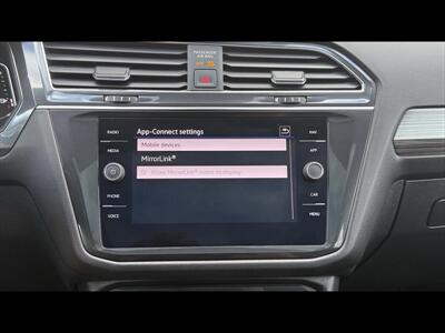 2022 Volkswagen Tiguan SEL R-Line 4Motion - Photo 28 - Dedham, MA 02026