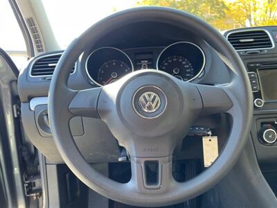 2012 Volkswagen Golf 2.5L PZEV  W/Convenience & Sunroof - Photo 12 - Dedham, MA 02026