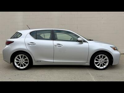 2013 Lexus CT 200h   - Photo 4 - Dedham, MA 02026