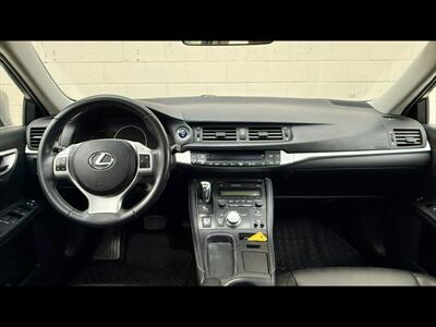 2013 Lexus CT 200h   - Photo 11 - Dedham, MA 02026