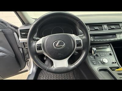 2013 Lexus CT 200h   - Photo 12 - Dedham, MA 02026
