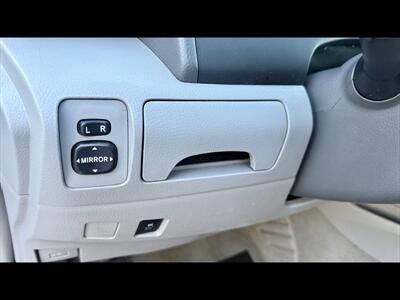 2011 Toyota Camry LE   - Photo 10 - Dedham, MA 02026