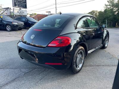 2012 Volkswagen Beetle-Classic 2.5L PZEV   - Photo 5 - Dedham, MA 02026