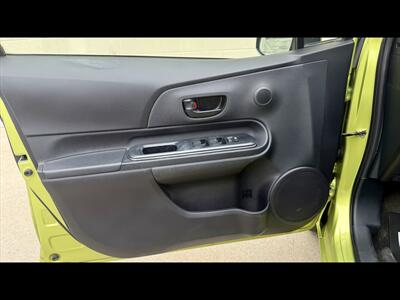 2015 Toyota Prius c Two - Photo 9 - Dedham, MA 02026