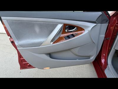 2011 Toyota Camry XLE - Photo 9 - Dedham, MA 02026