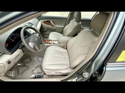 2010 Toyota Camry XLE V6 - Photo 13 - Dedham, MA 02026