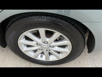 2010 Toyota Camry XLE V6 - Photo 32 - Dedham, MA 02026
