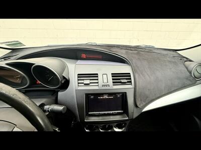 2010 Mazda Mazda3 i Touring   - Photo 16 - Dedham, MA 02026