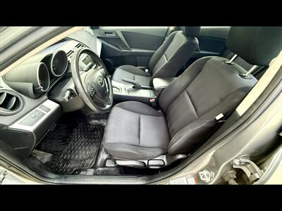 2010 Mazda Mazda3 i Touring   - Photo 11 - Dedham, MA 02026