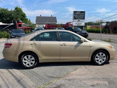 2010 Toyota Camry LE   - Photo 4 - Dedham, MA 02026