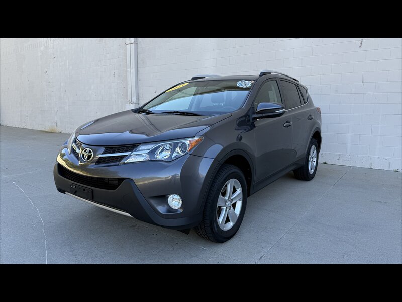 2014 Toyota RAV4 XLE  