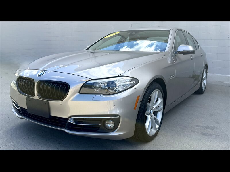 2015 BMW 5 Series 535i xDrive Sedan Luxury Line's photo