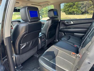 2015 Nissan Pathfinder PLATINUM-PKG, AWD, LEATHER/ROOF/DVD!!!   - Photo 15 - Edmonton, AB T6V 1H4
