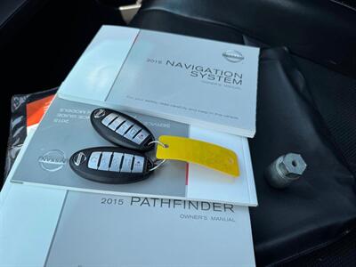 2015 Nissan Pathfinder PLATINUM-PKG, AWD, LEATHER/ROOF/DVD!!!   - Photo 25 - Edmonton, AB T6V 1H4