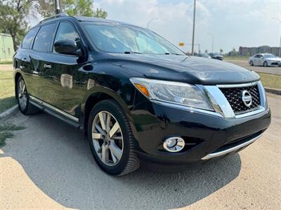 2015 Nissan Pathfinder PLATINUM-PKG, AWD, LEATHER/ROOF/DVD!!!   - Photo 3 - Edmonton, AB T6V 1H4