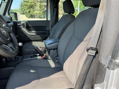 2015 Jeep Wrangler SPORT-PKG, 6/SPD, 4X4, SUPER CLEAN!!!   - Photo 10 - Edmonton, AB T6V 1H4