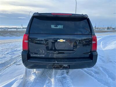 2015 Chevrolet Suburban LS  EXTENDED - Photo 5 - Edmonton, AB T6V 1H4