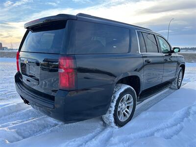 2015 Chevrolet Suburban LS  EXTENDED - Photo 4 - Edmonton, AB T6V 1H4