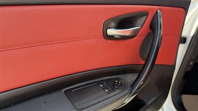 2009 BMW 128i   - Photo 8 - Edmonton, AB T6V 1H4